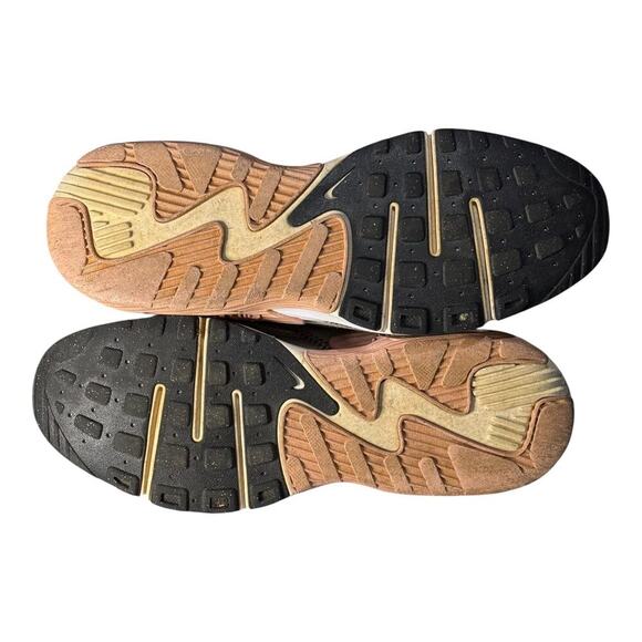 Nike Air Max Excee Women’s Size 9 White Black Pink Metallic Silver Running Shoes - Picture 8 of 8